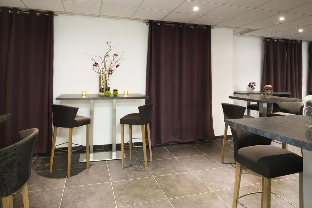 Kyriad Centre - Et Résidence Apart-hotel Chambéry