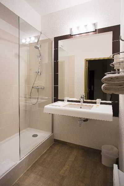 Kyriad Centre - Et Résidence Apart-hotel Chambéry