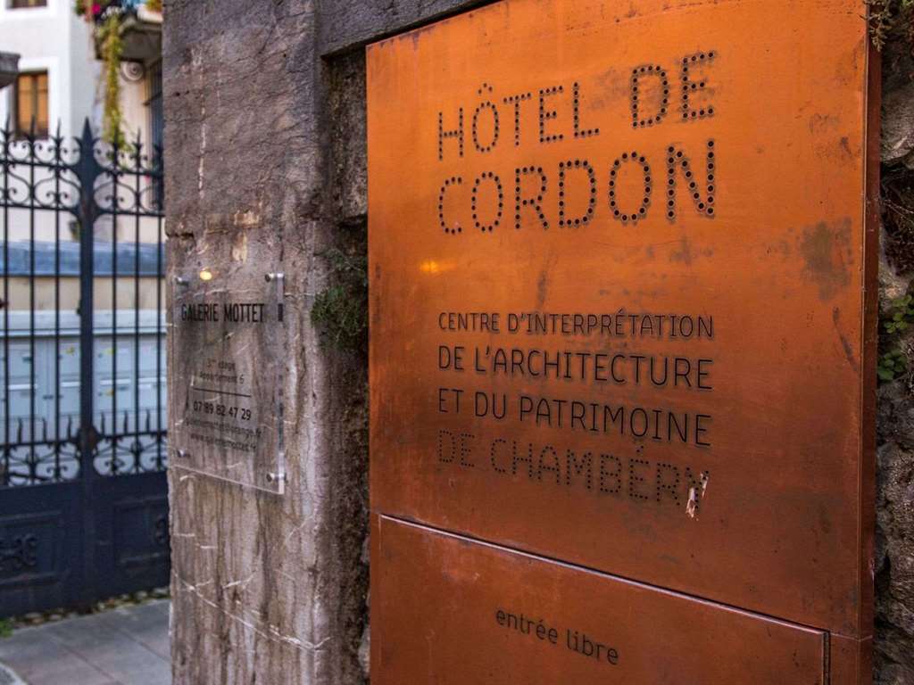 Aparthotel Kyriad Centre - Et Chambery