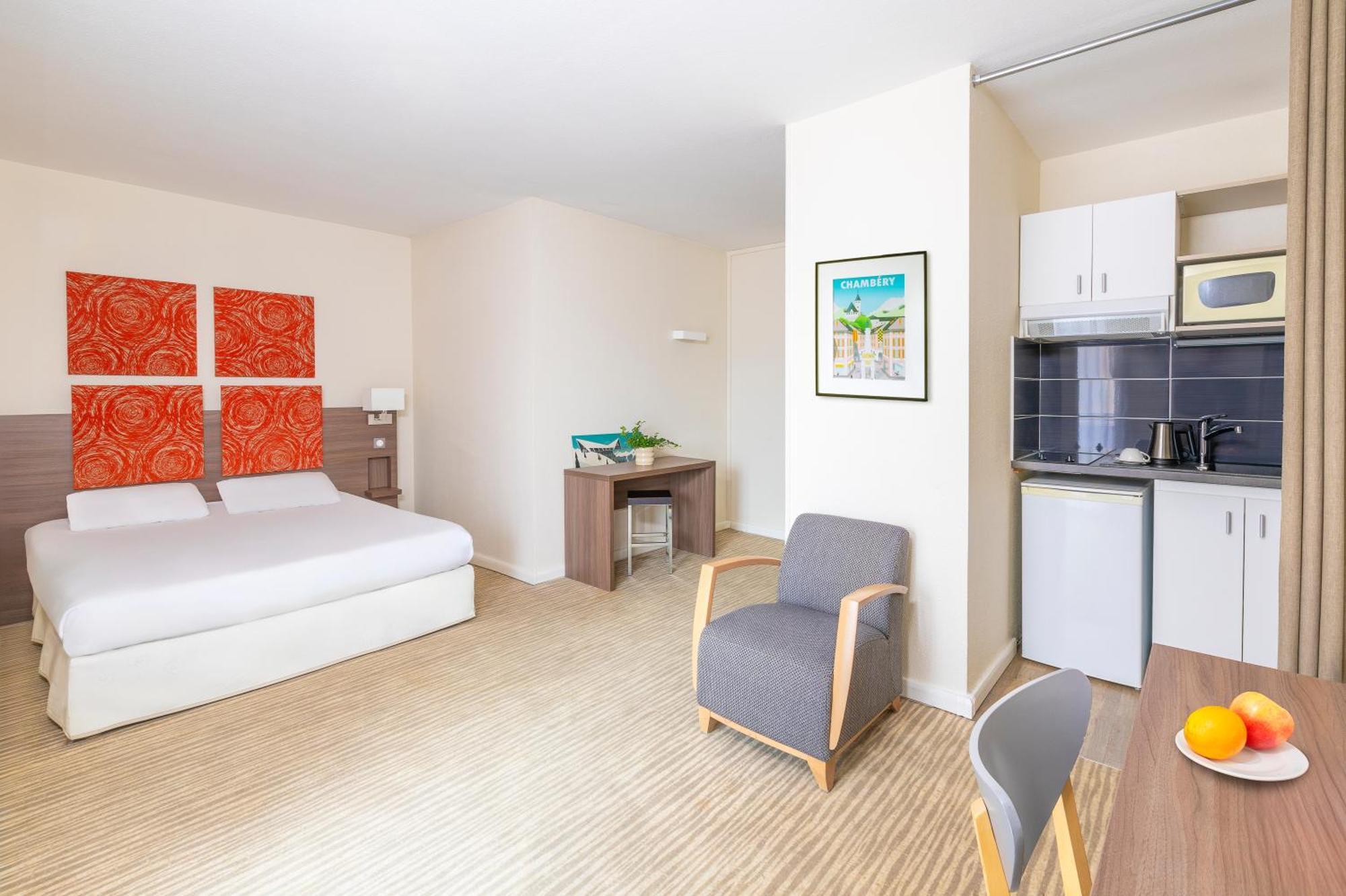 Aparthotel Kyriad Centre - Et Résidence Chambéry