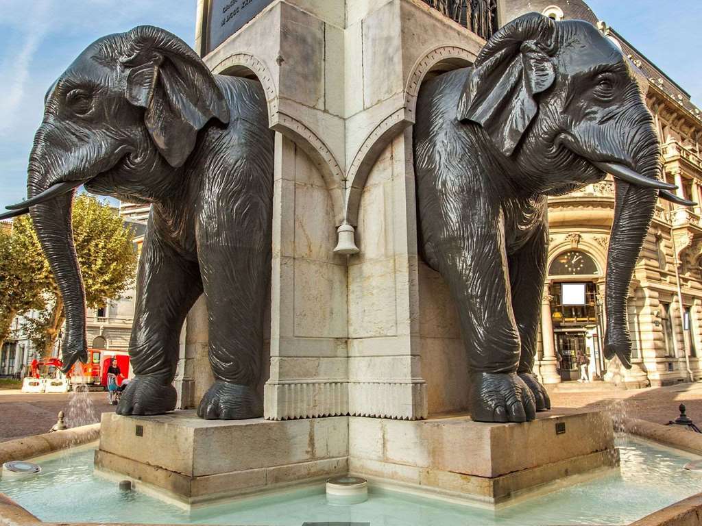 Kyriad Centre - Et Résidence